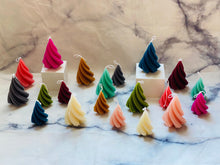 Load image into Gallery viewer, Swirl Christmas Tree Beeswax Candle