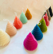Load image into Gallery viewer, Small Origami Christmas Tree Beeswax Candle