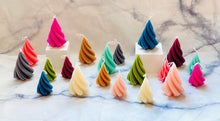 Load image into Gallery viewer, Swirl Christmas Tree Beeswax Candle