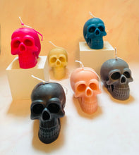 Load image into Gallery viewer, Skull Beeswax Candle