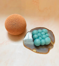 Load image into Gallery viewer, Bubble Cloud Beeswax Candle