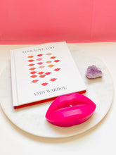 Load image into Gallery viewer, Fuschia Lips Beeswax Candles - 2 Pack