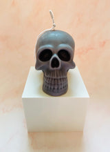 Load image into Gallery viewer, Skull Beeswax Candle