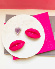 Load image into Gallery viewer, Fuschia Lips Beeswax Candles - 2 Pack