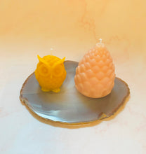 Load image into Gallery viewer, Owl Beeswax Candle - 3 Pack