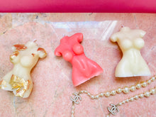 Load image into Gallery viewer, Body Form Beeswax Candles