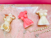 Load image into Gallery viewer, Body Form Beeswax Candles - 2 Pack