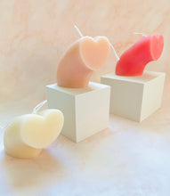 Load image into Gallery viewer, Shooting Heart Beeswax Candle