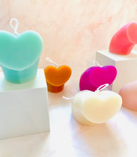 Load image into Gallery viewer, Shooting Heart Beeswax Candle