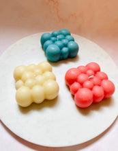 Load image into Gallery viewer, Bubble Cloud Beeswax Candle