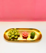Load image into Gallery viewer, Succulent Tea Light Beeswax Candles - 3 Pack