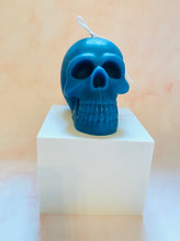 Load image into Gallery viewer, Skull Beeswax Candle