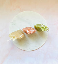 Load image into Gallery viewer, Palm Spear Beeswax Candle
