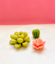 Load image into Gallery viewer, Succulent Tea Light Beeswax Candles - 3 Pack
