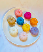 Load image into Gallery viewer, Pumpkin Beeswax Candle - 3 Pack