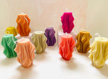 Load image into Gallery viewer, Lady Papaya Beeswax Candle