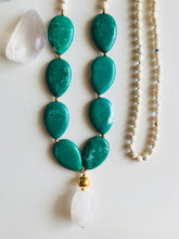 Load image into Gallery viewer, Crystal Quartz & Magnesite Mala