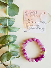 Load image into Gallery viewer, Fushia Jade Essential Oil Diffuser Bracelet