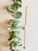 Load image into Gallery viewer, Dainty Rose Quartz Bracelet