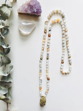 Load image into Gallery viewer, Quartz & Agate Druze Mala Necklace