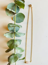 Load image into Gallery viewer, Dainty Rose Quartz Necklace