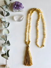 Load image into Gallery viewer, Yellow Calcite Mala Necklace