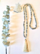 Load image into Gallery viewer, Matte Grey Agate Mala Necklace
