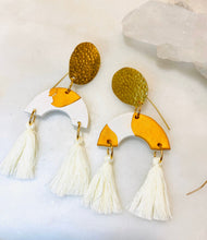 Load image into Gallery viewer, Tans and Pinks Polymer Clay & Brass Earrings