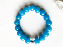 Load image into Gallery viewer, Blue Quartz Essential Oil Diffuser Bracelet