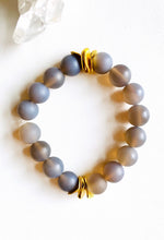 Load image into Gallery viewer, Grey Jade Bracelet