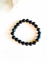 Load image into Gallery viewer, Black Onyx Essential Oil Diffuser Bracelet