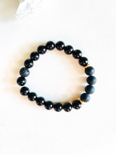 Load image into Gallery viewer, Black Onyx Essential Oil Diffuser Bracelet