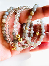 Load image into Gallery viewer, Labradorite or Crystal Quartz Stretch Bracelet