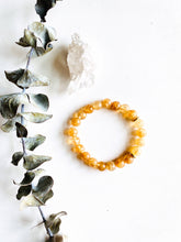 Load image into Gallery viewer, Golden Quartz Bracelet