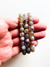 Load image into Gallery viewer, Grey Agate Bracelet