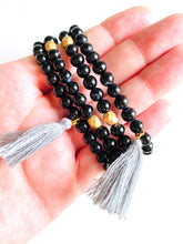Load image into Gallery viewer, Dainty Black Onyx Stretch Bracelet