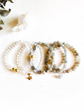 Load image into Gallery viewer, Labradorite or Crystal Quartz Stretch Bracelet