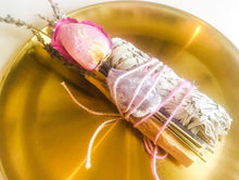 Load image into Gallery viewer, Luxurious Sage Smudge