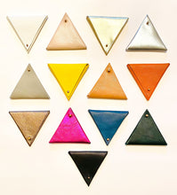 Load image into Gallery viewer, Leather Change Purse