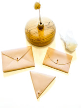 Load image into Gallery viewer, Mini Leather Envelope Wallet