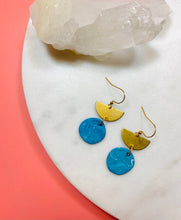 Load image into Gallery viewer, Blue ‘Marble’ Dangle Earrings