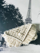 Load image into Gallery viewer, Macrame Clutch
