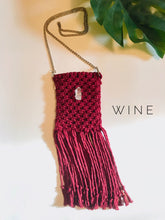Load image into Gallery viewer, Crossbody Macrame Purse with Crystal Quartz Chunk
