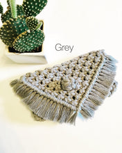 Load image into Gallery viewer, Macrame Clutch
