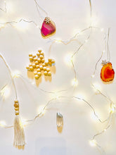 Load image into Gallery viewer, Wholesale - Agate &amp; Snowflake Charm Ornament

