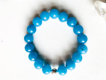 Load image into Gallery viewer, Blue Quartz Essential Oil Diffuser Bracelet
